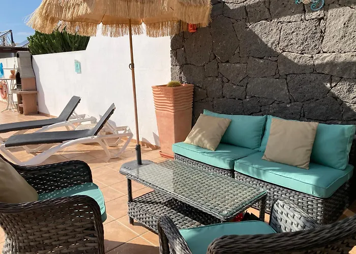 Villa Our Soleada Cosy&flowery, Heated Pool Playa Blanca (Lanzarote)